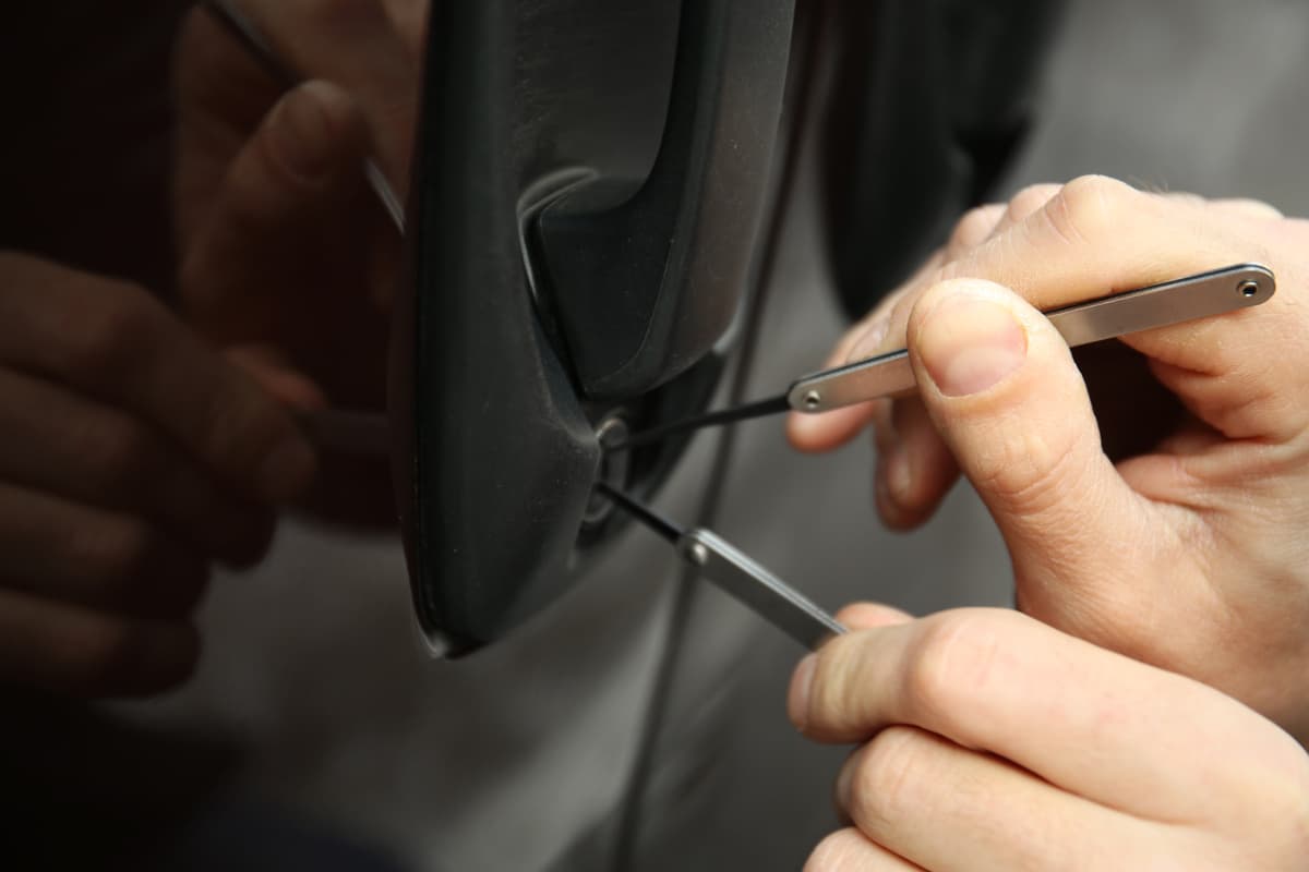 The Locksmith Crew service Tampa